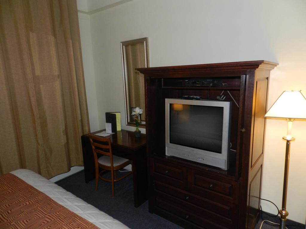 L'Auberge De L'Aeroport Inn Dorval Quarto foto